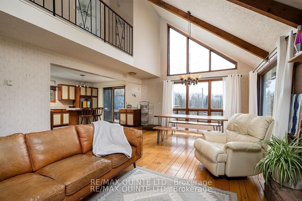 252 Maines Road photo 11