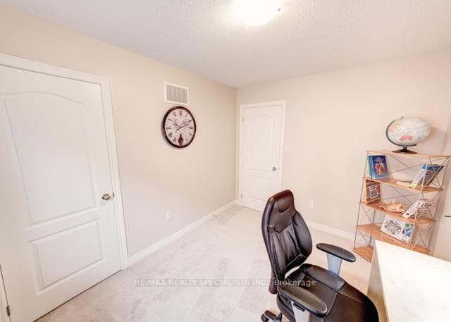 51 Jewelwing Court photo 26
