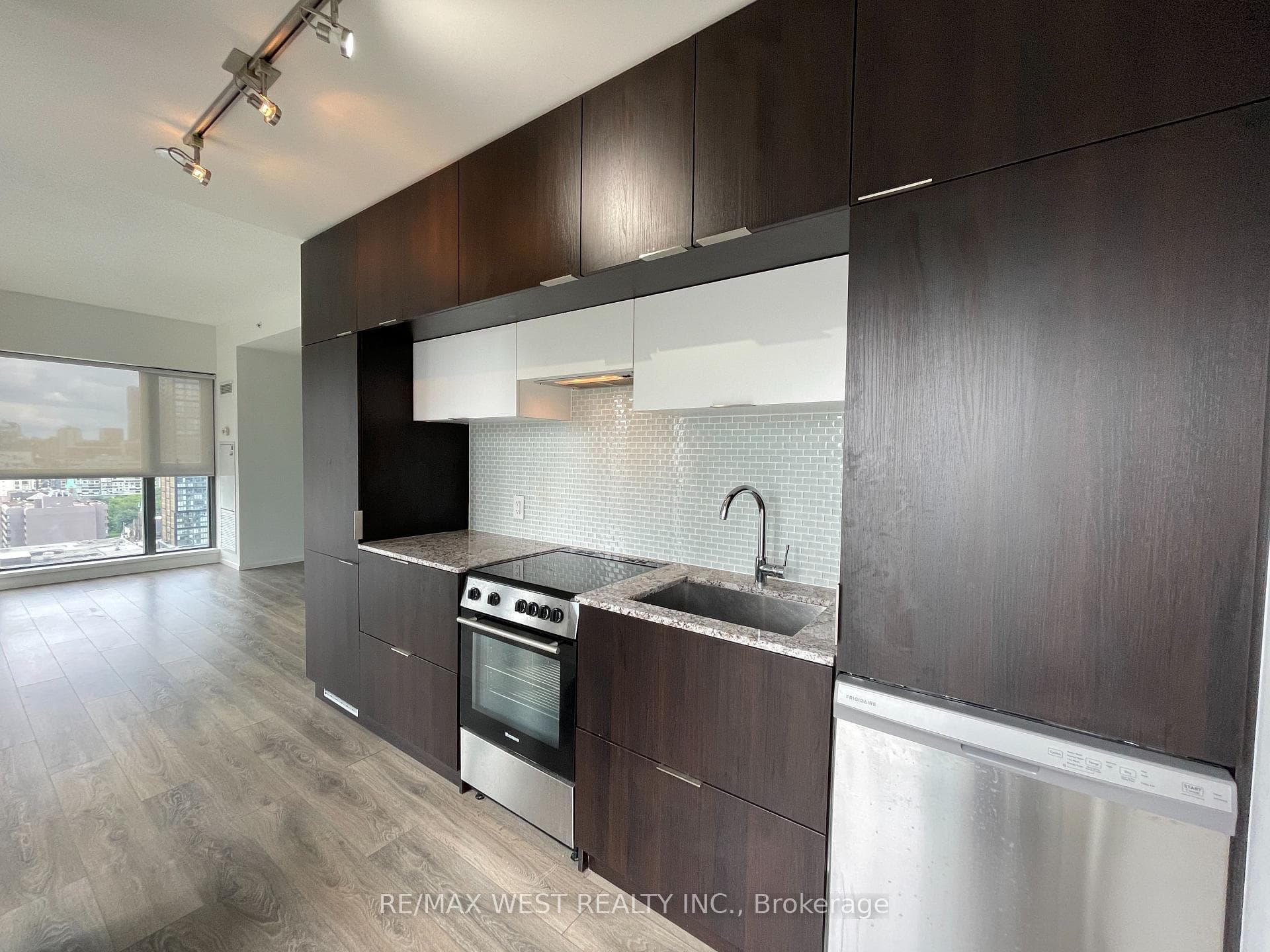 159 DUNDAS Street Unit 2309 photo 10