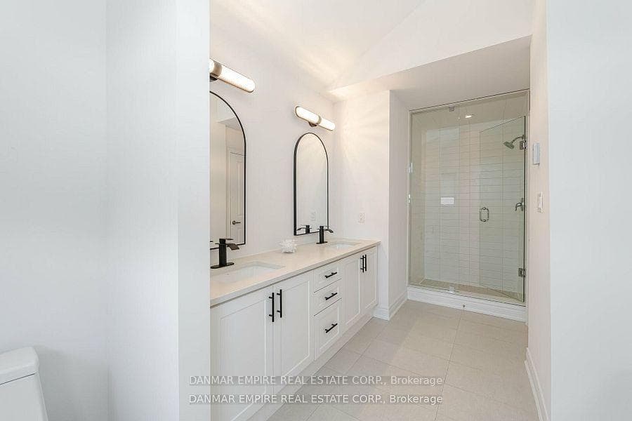 9 Hiawatha Court photo 30