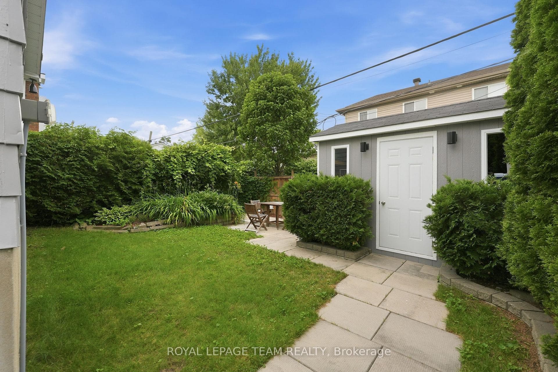 289 Montfort Street photo 45
