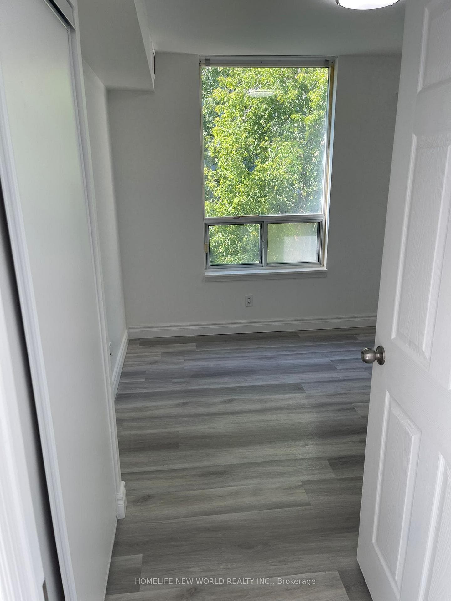 5940 Yonge Street Unit 305 photo 7