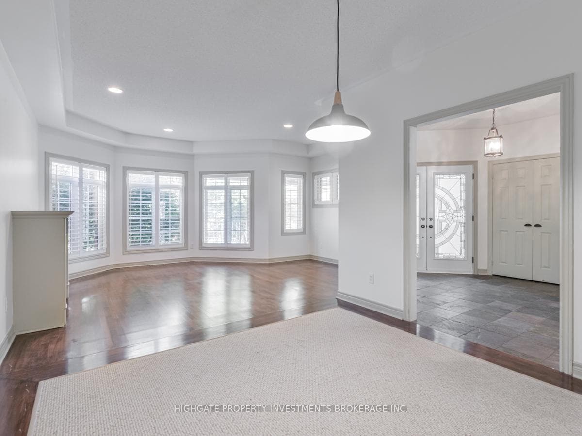 29 The Meadows Avenue photo 8