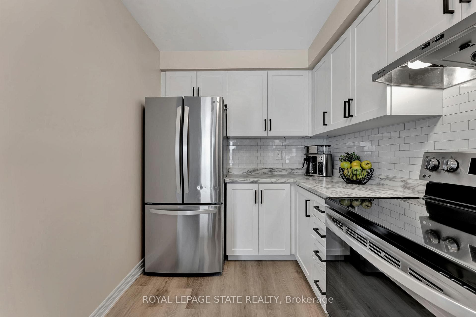 108 Dryden Lane photo 11