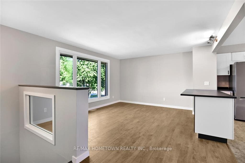 1535 KENSINGTON Parkway photo 3