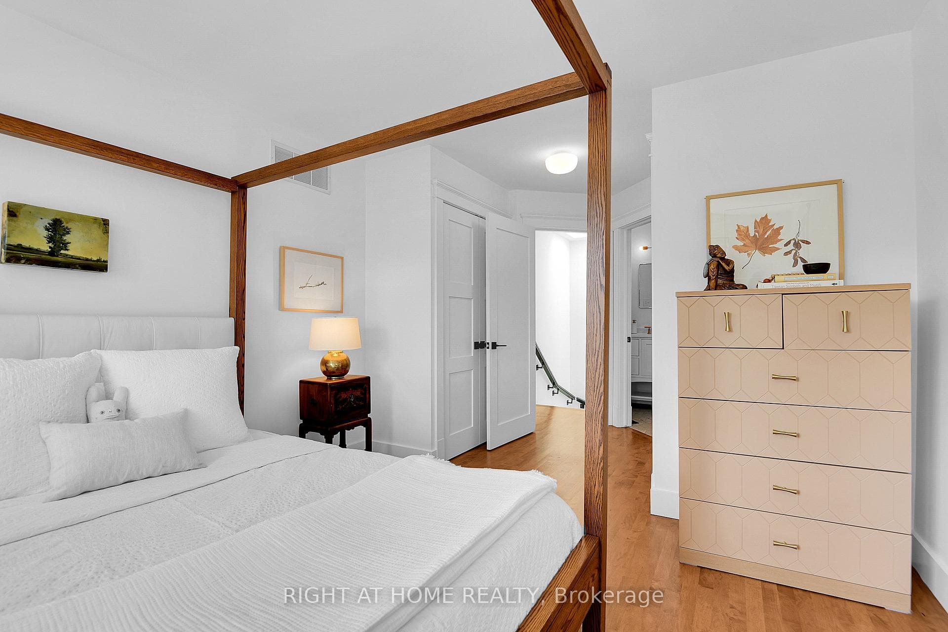 239A Sunnyside Avenue photo 19