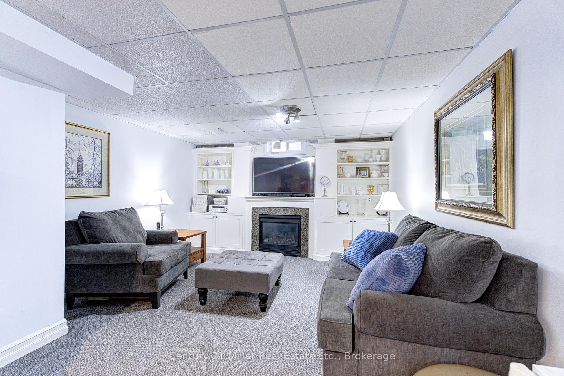 2256 MARGOT Street photo 26
