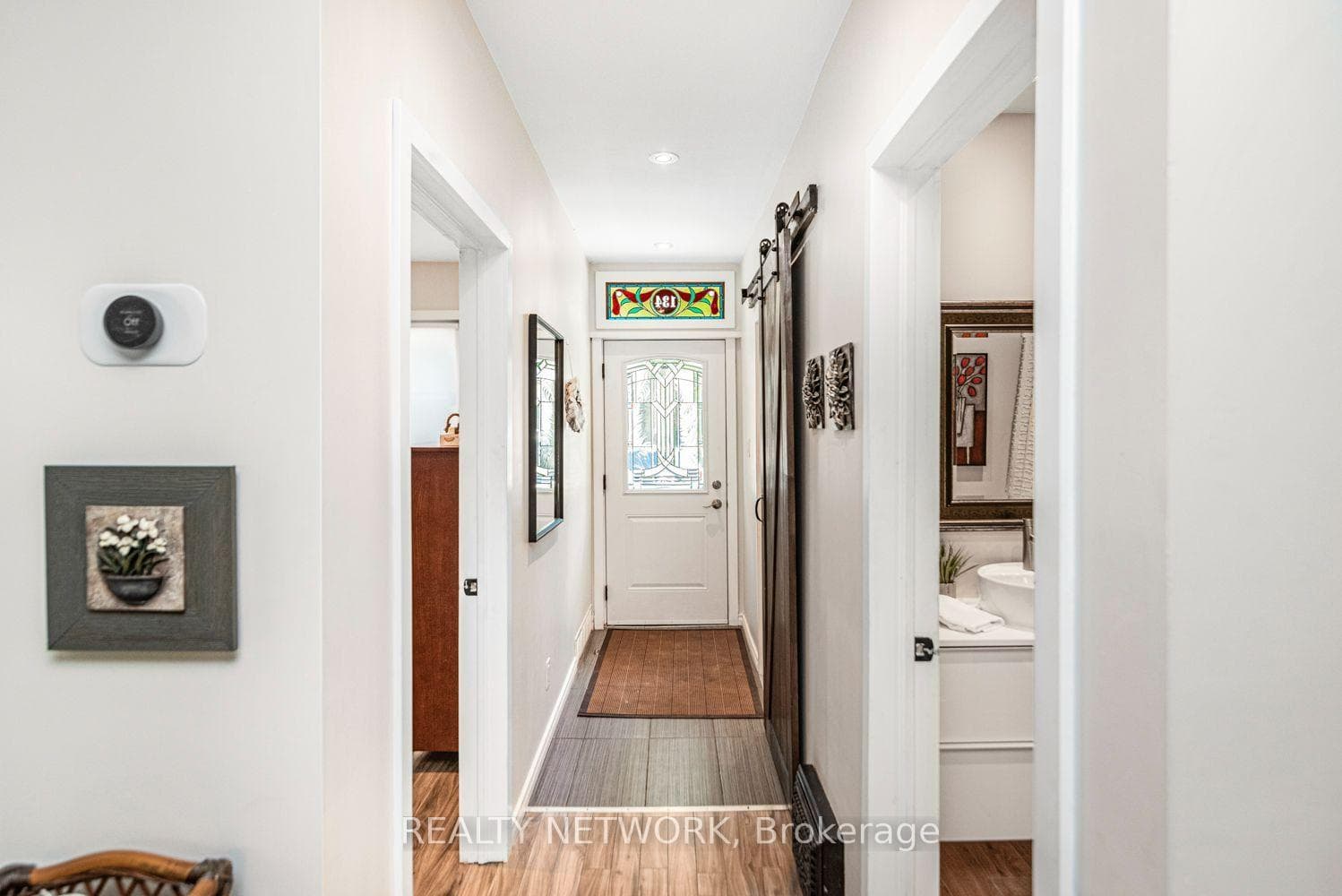 134 Erie Avenue photo 5