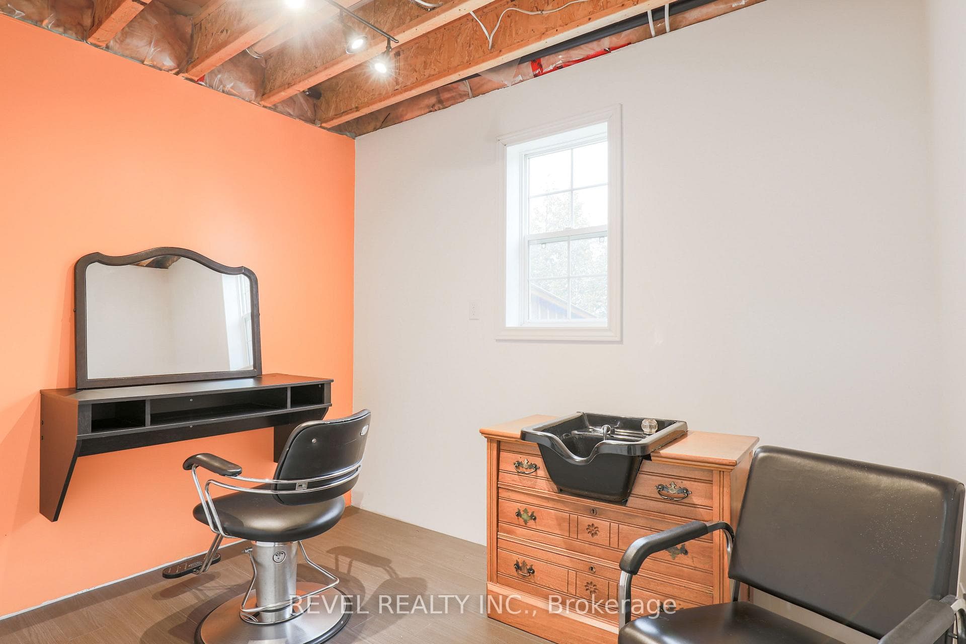 19 Bagshaw Crescent photo 33