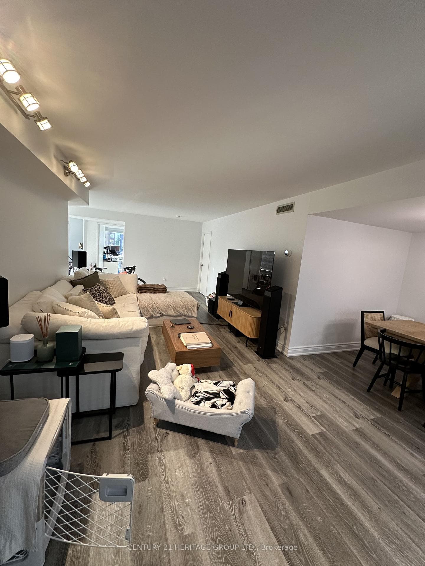 1001 Bay Street Unit 2808 photo 10