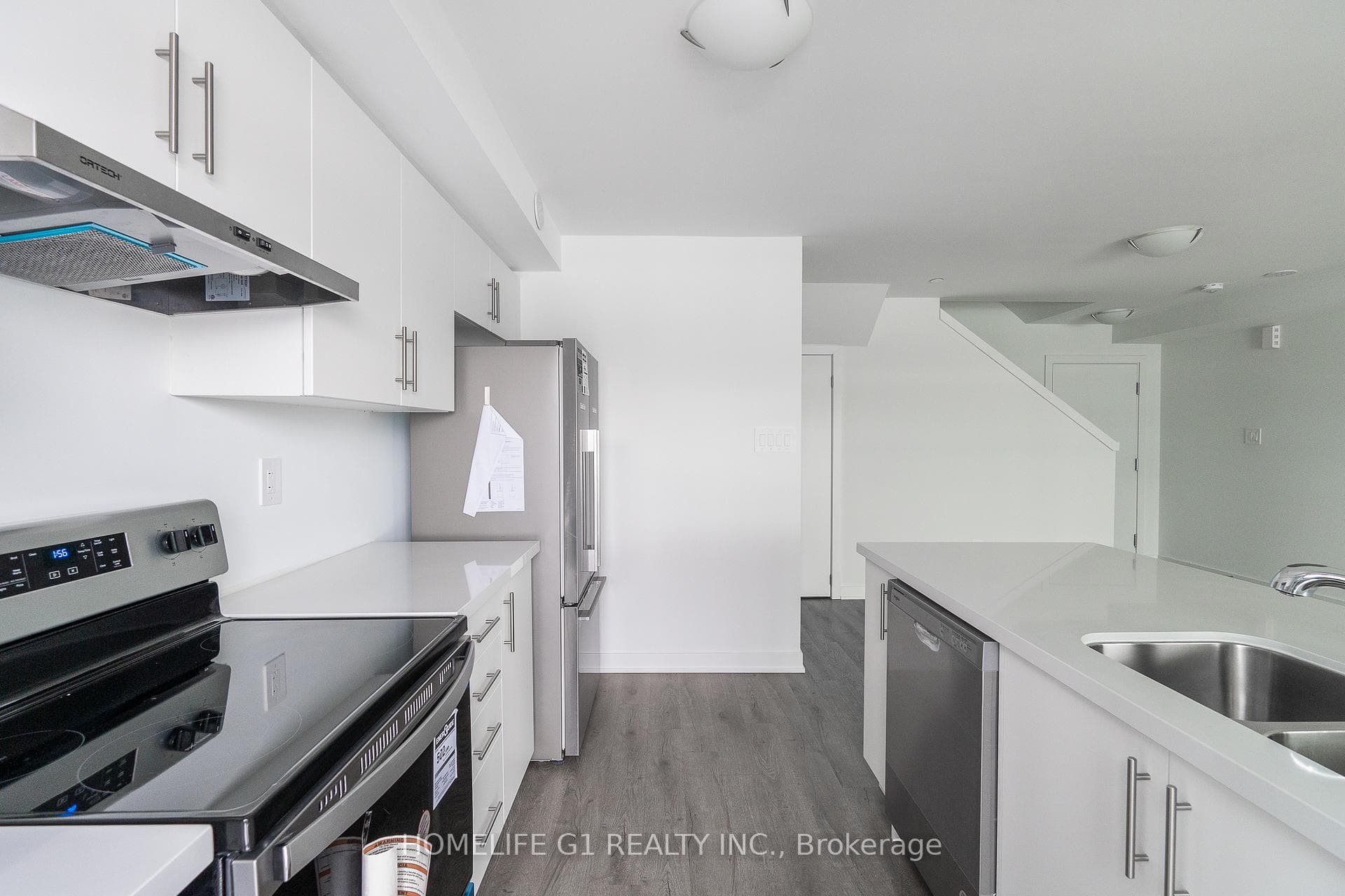 25 Romilly Avenue Unit 4 photo 26