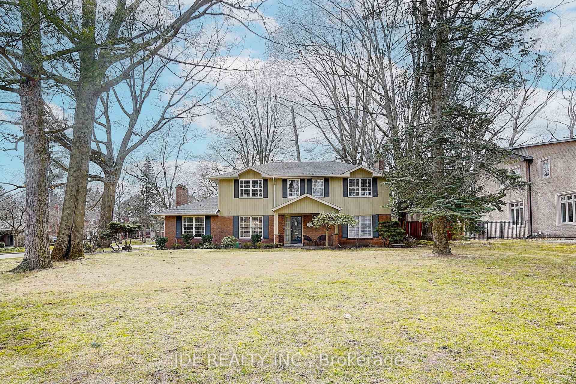 312 Dalewood Drive photo 1