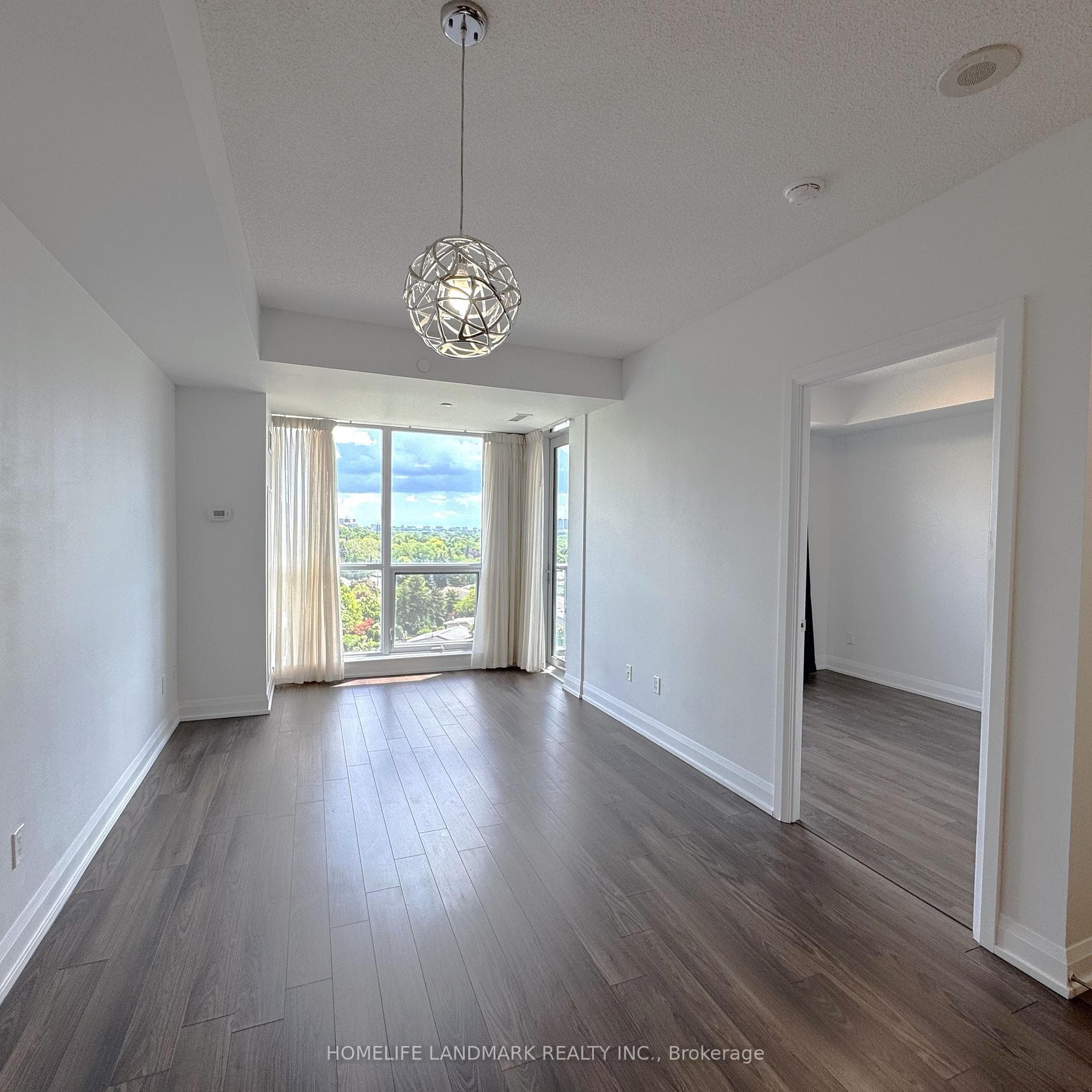 18 Graydon Hall Drive Unit 1110 photo 8