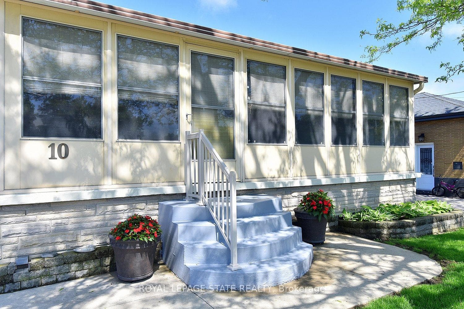 10 Alderney Avenue photo 6