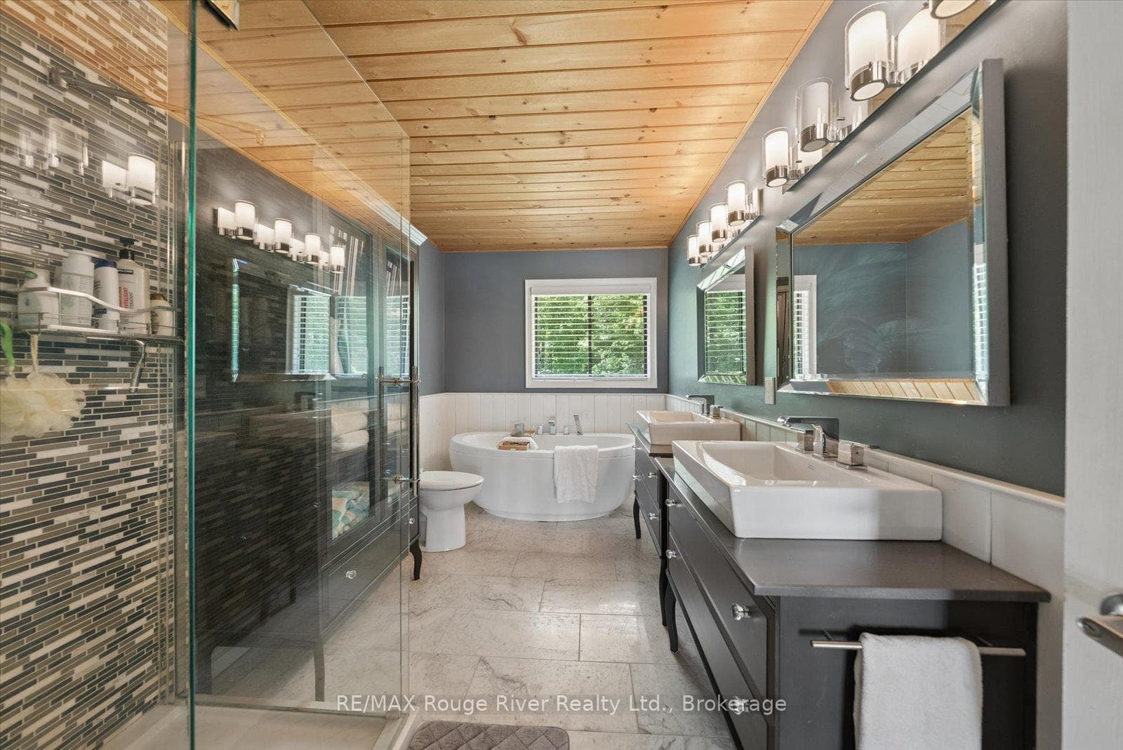 MAIN BATH