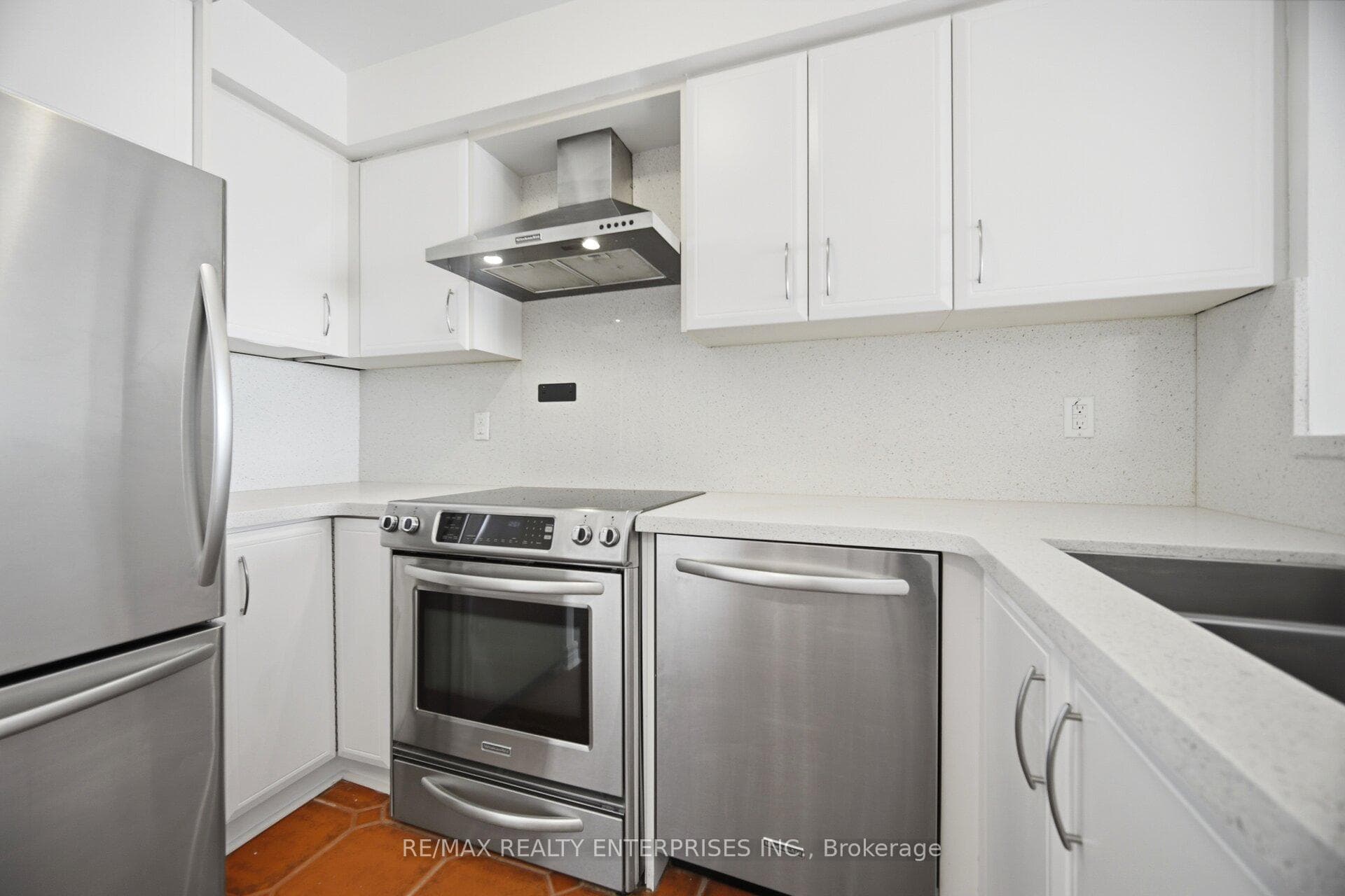 2261 Lake Shore Boulevard Unit 607 photo 20