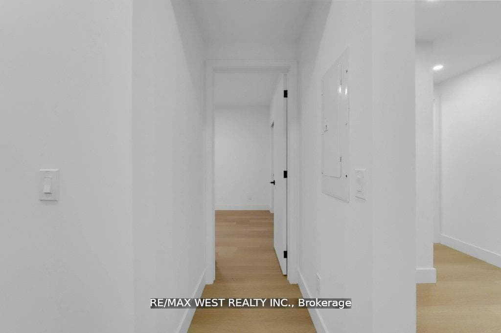 661 Winona Drive photo 42