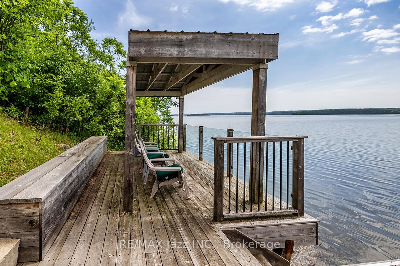 82 Cow Island photo 43
