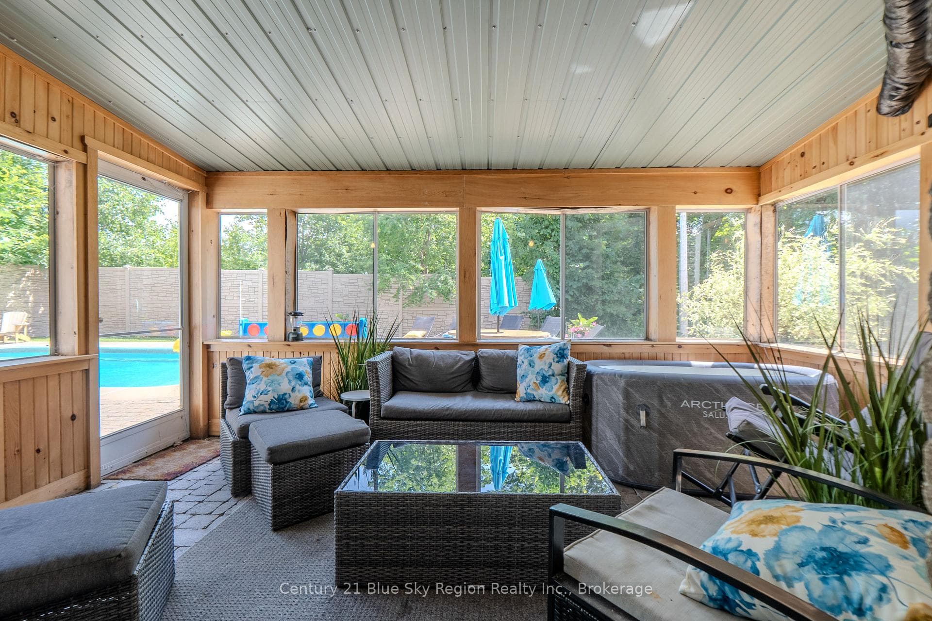 77 Janey Avenue photo 49