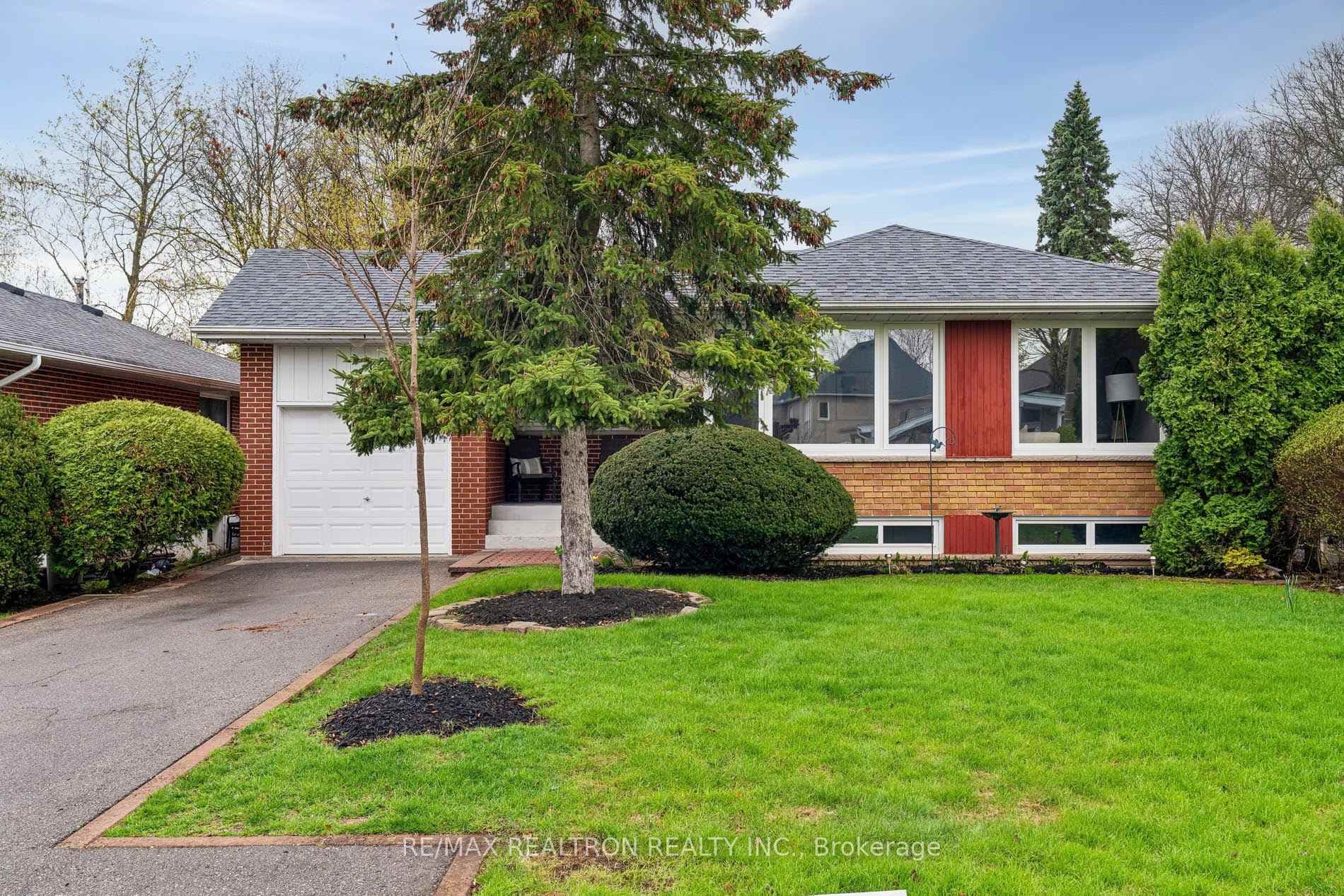 112 Trayborn Drive photo 2