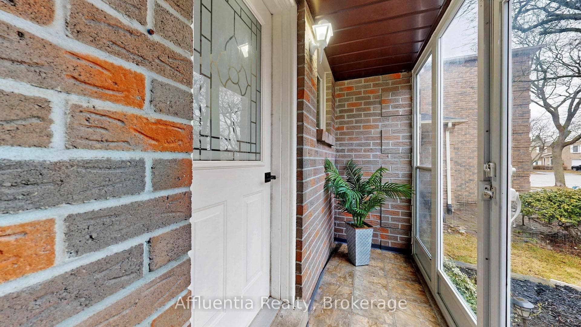 41 Barrett Crescent photo 11