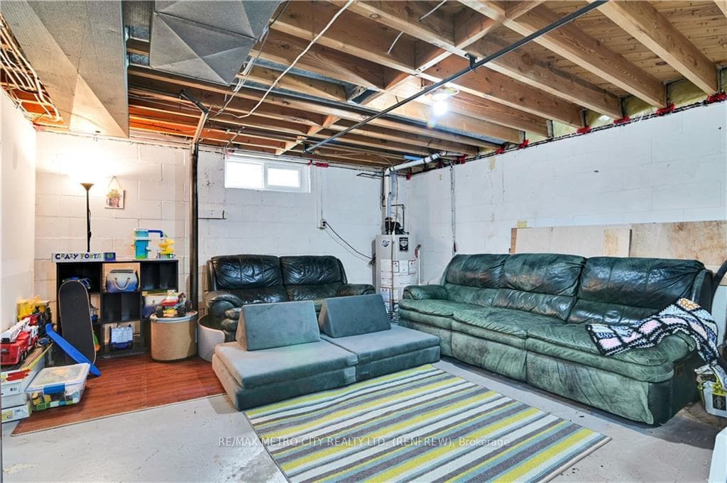 46 GRAHAM Avenue photo 20