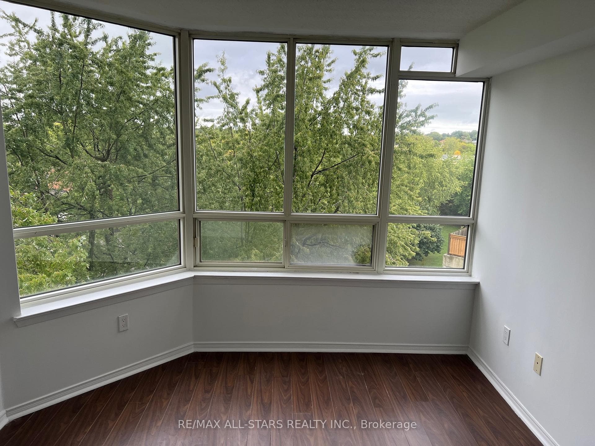 5 Greystone Walk Drive Unit 611 photo 8