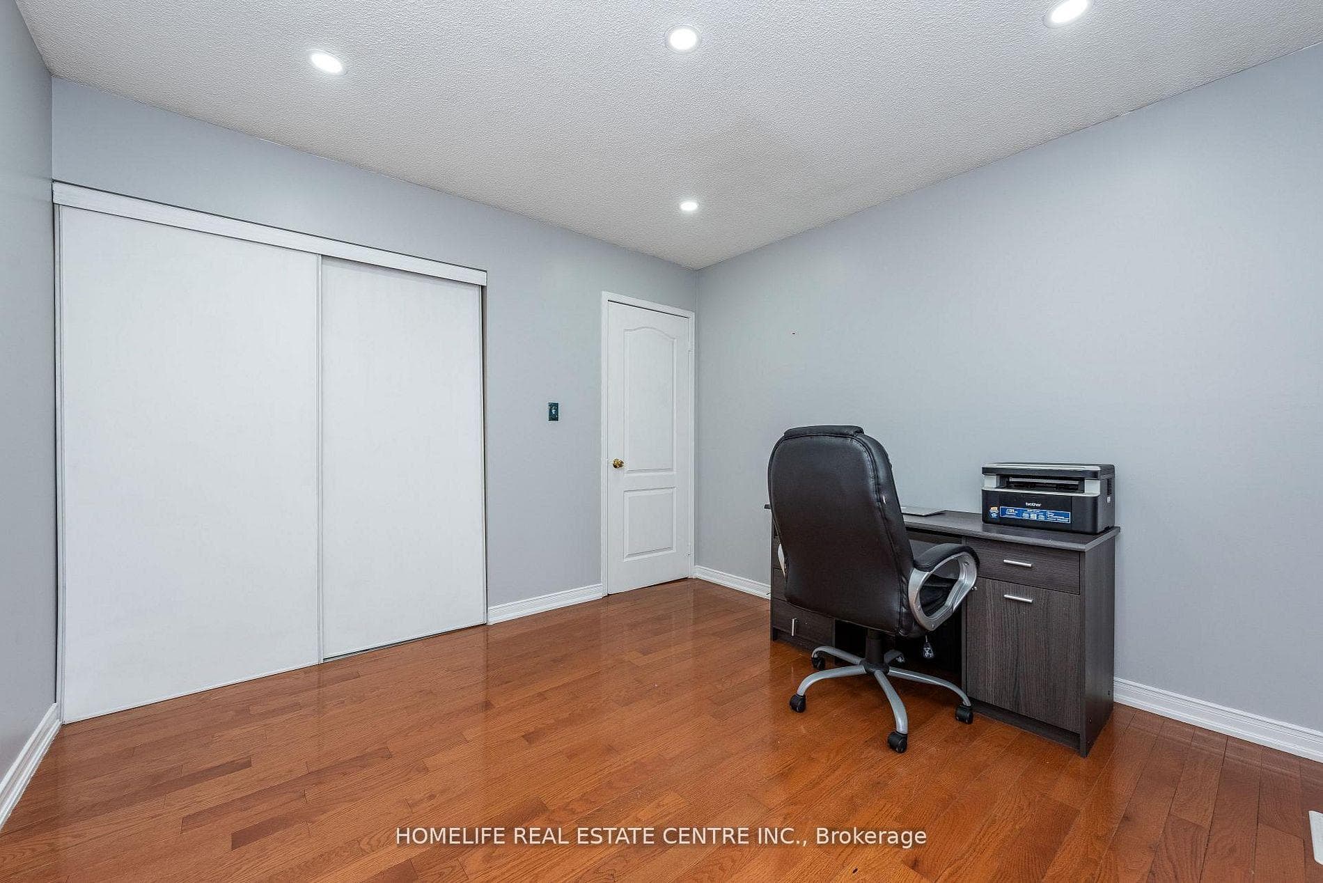 108 Fairhill Avenue photo 28