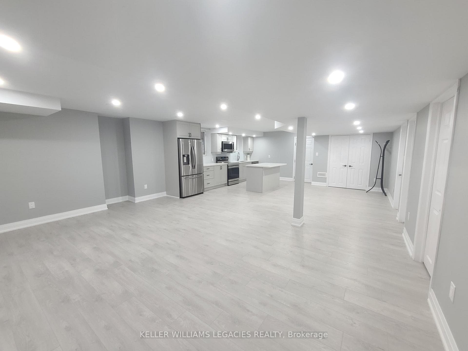 301 Bonnieglen Farm Boulevard Unit Bsmt photo 3