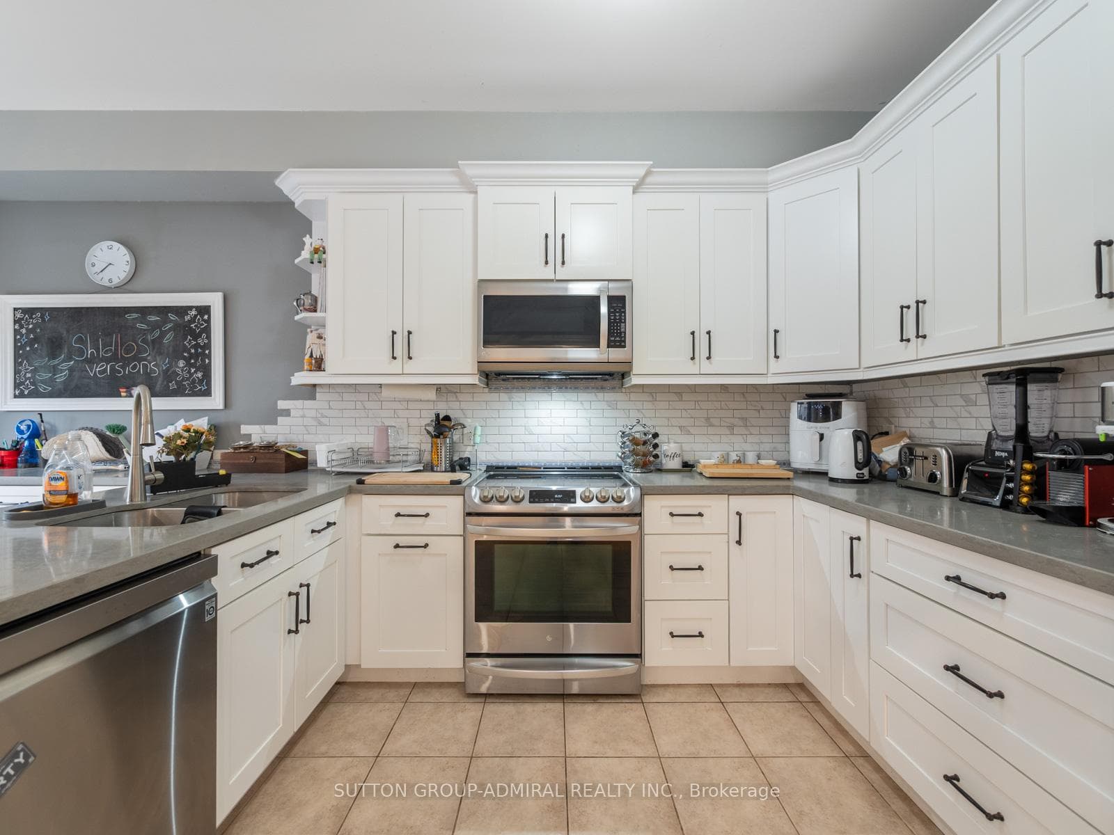 45 Honeywood Road photo 11