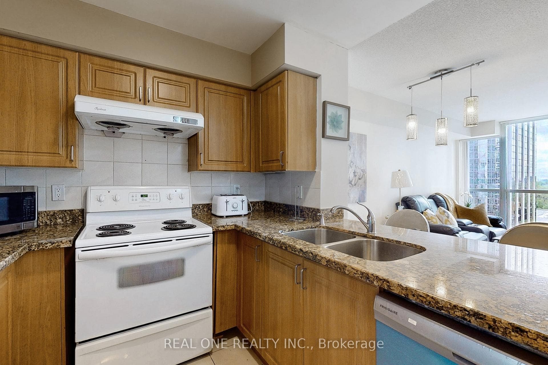 4968 Yonge Street Unit 1107 photo 16