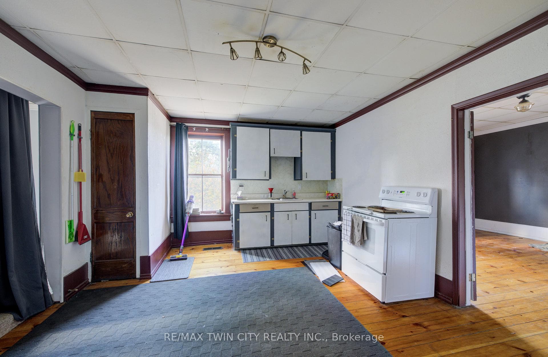 3506 Huron Road photo 26