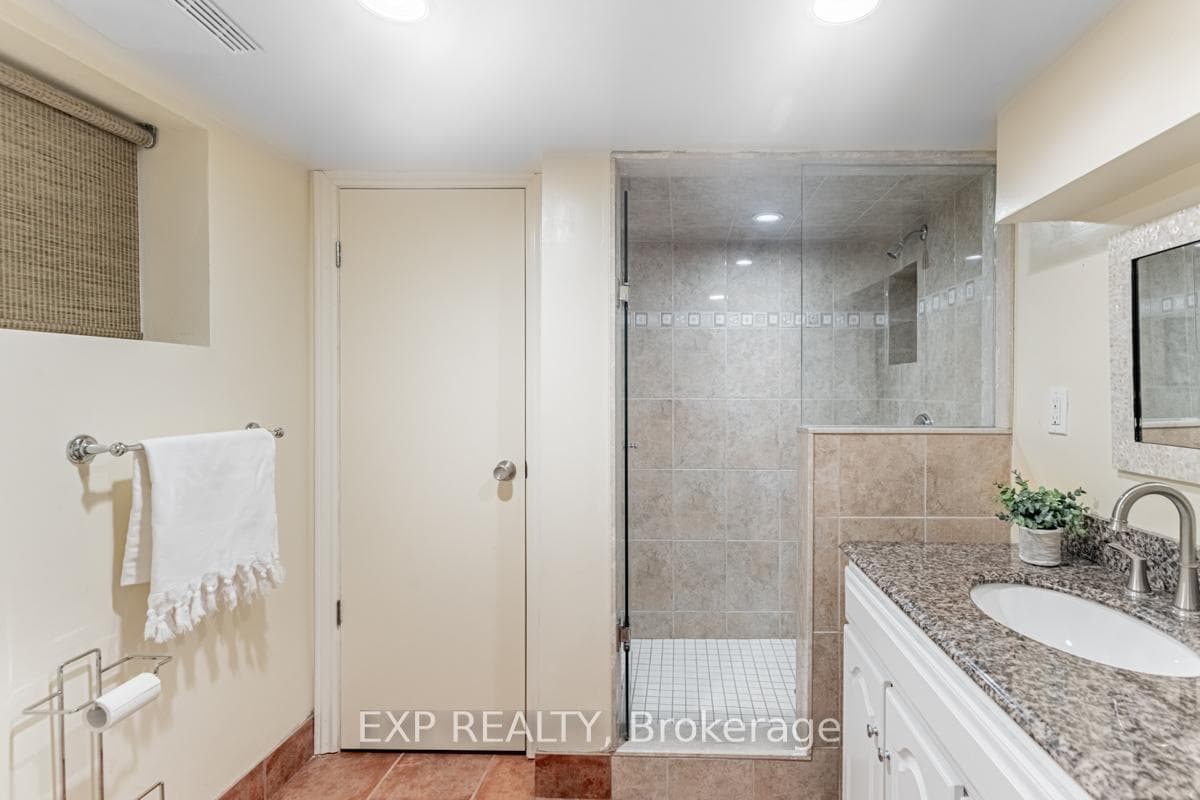 36 Arundel Avenue photo 30