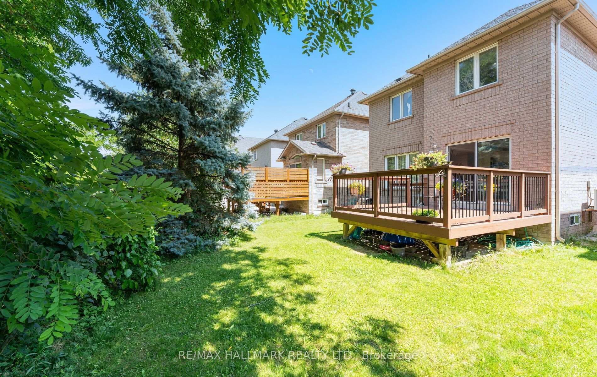 17 Rushingbrook Drive photo 42