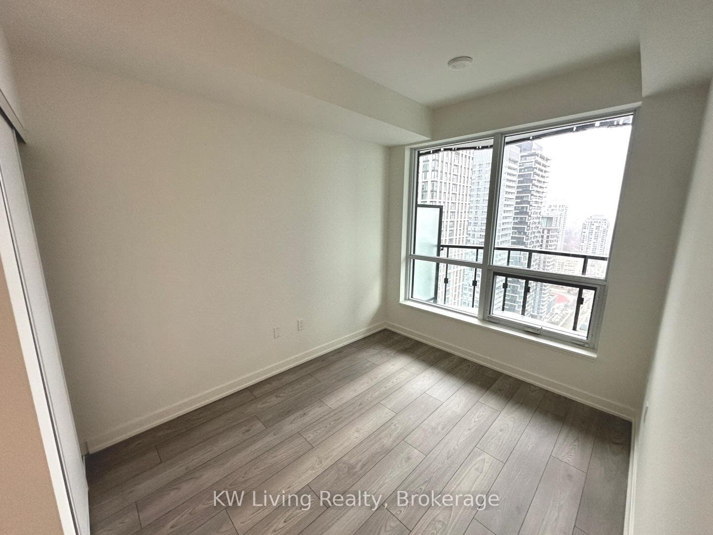 110 Broadway Avenue Unit 3003 photo 14