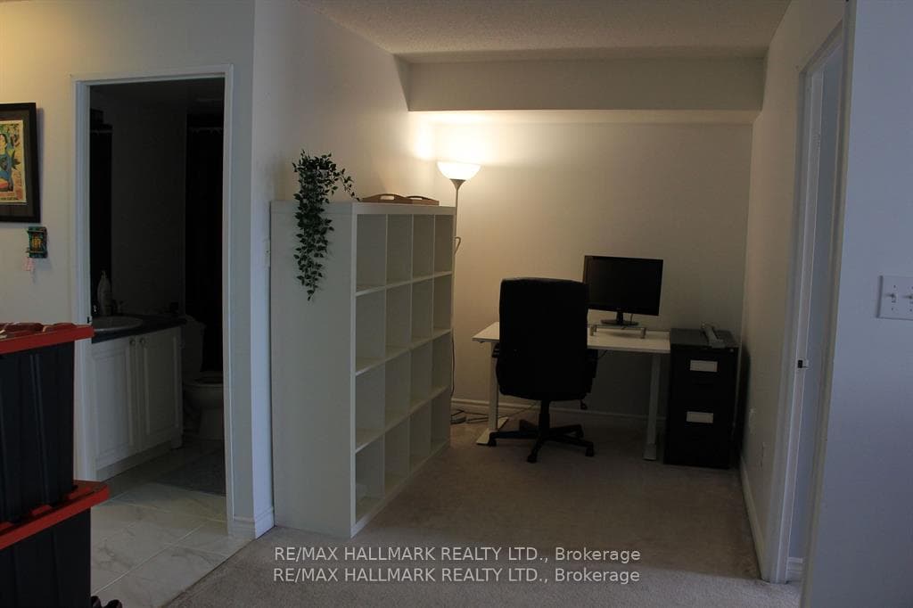 225 Merton Street Unit 507 photo 5
