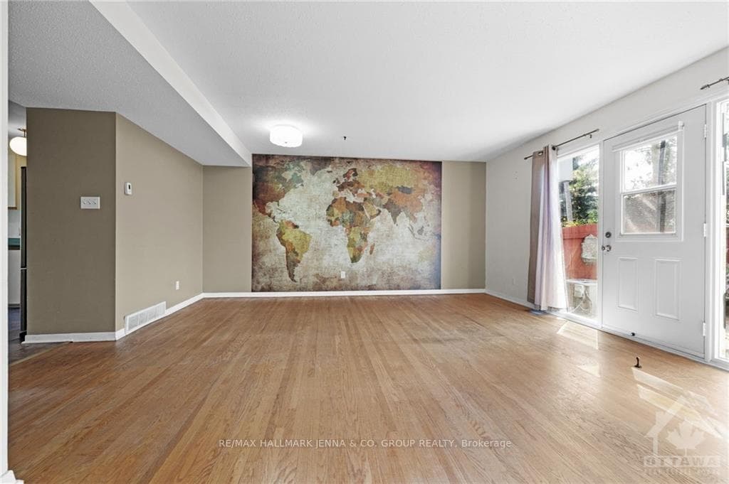 1326 CORNELL Street photo 12