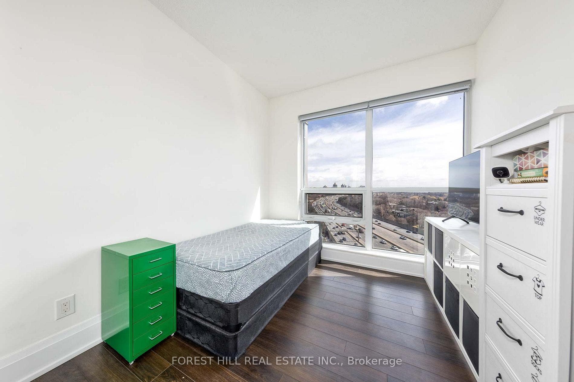 120 Harrison Garden Boulevard Unit 1306 photo 13