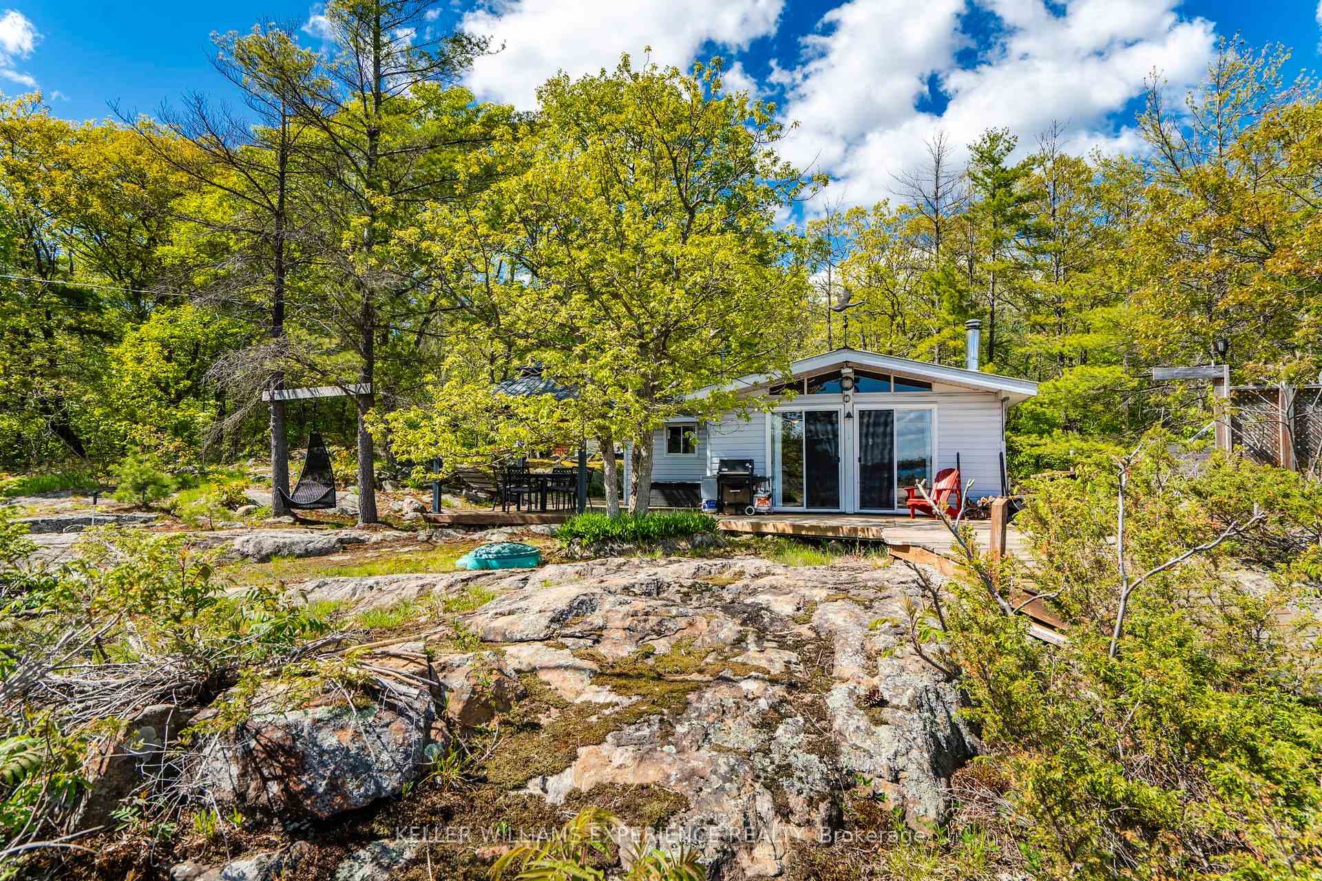 6932 ISLAND 1810 / BONE ISLAND N/A photo 5