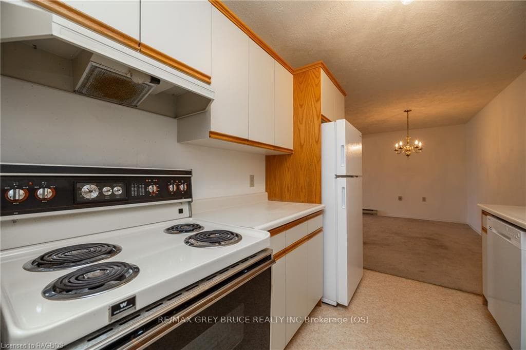 1775 9TH Avenue Unit 209 photo 7