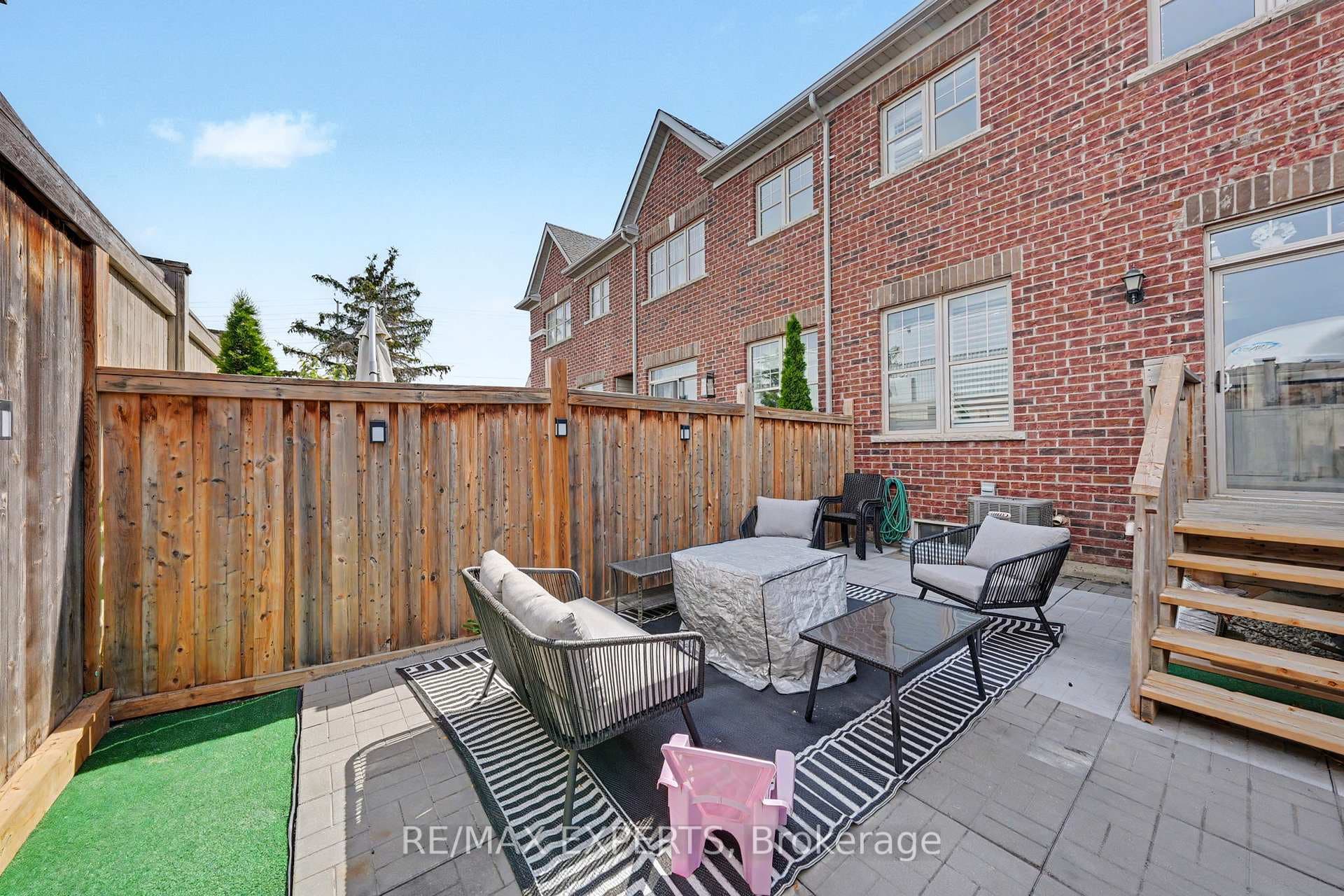 8 Morra Avenue photo 44