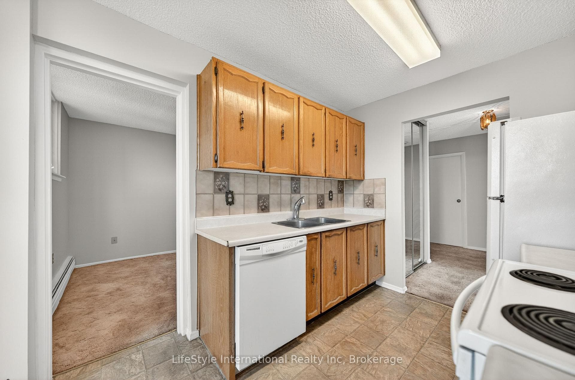 19 Woodlawn Road Unit 512 photo 19