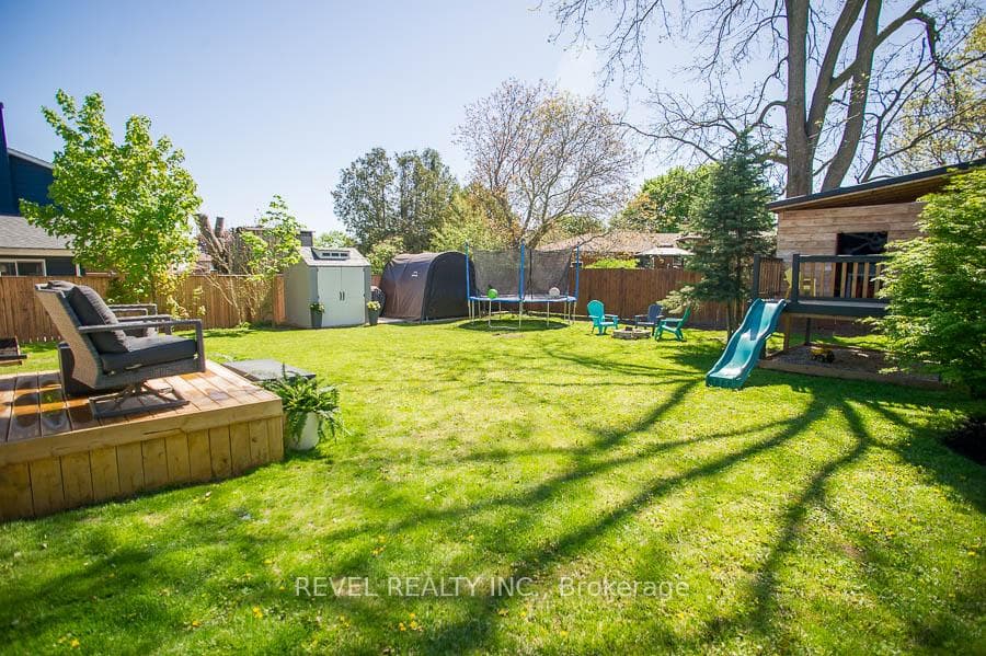 67 Farringford Drive photo 31