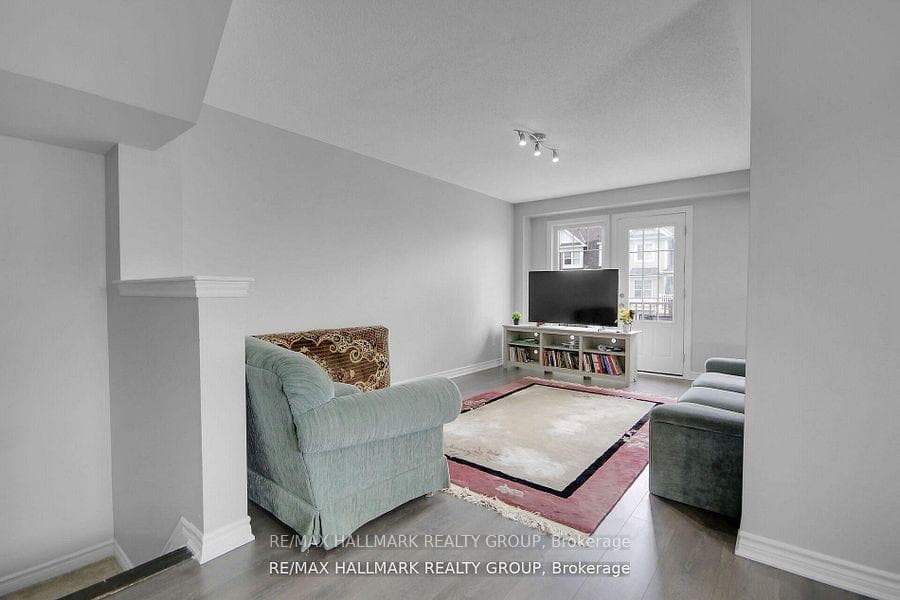 41 Maroma Street photo 8