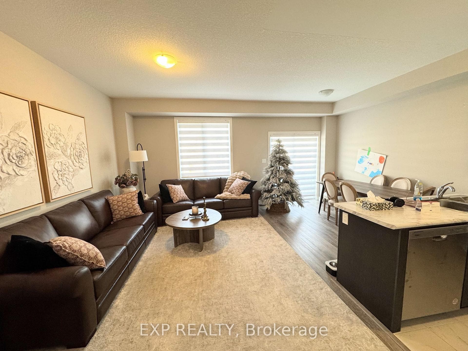 32 Linden Park Lane photo 6
