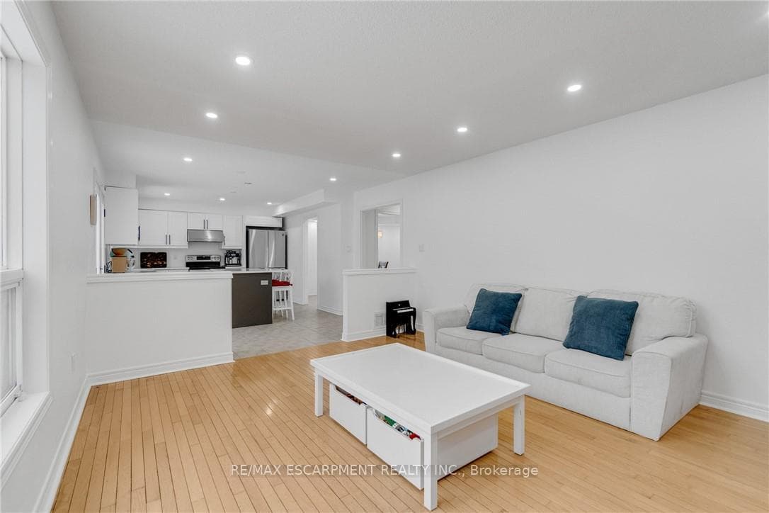 191 Hawkswood Trail photo 20