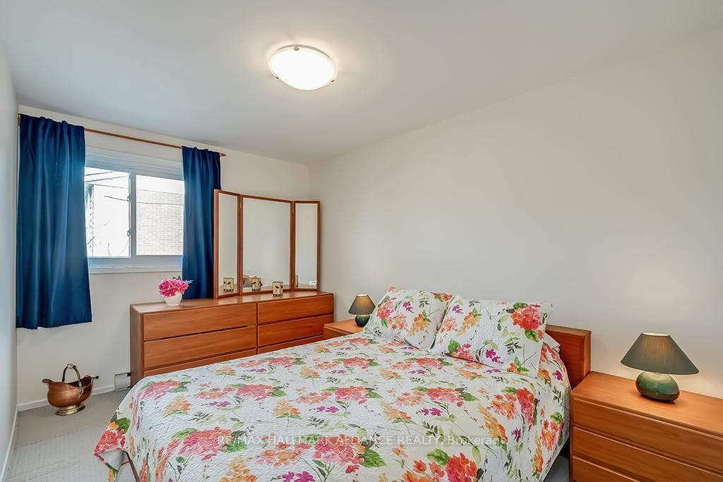 2095 Marine Drive Unit 15 photo 24