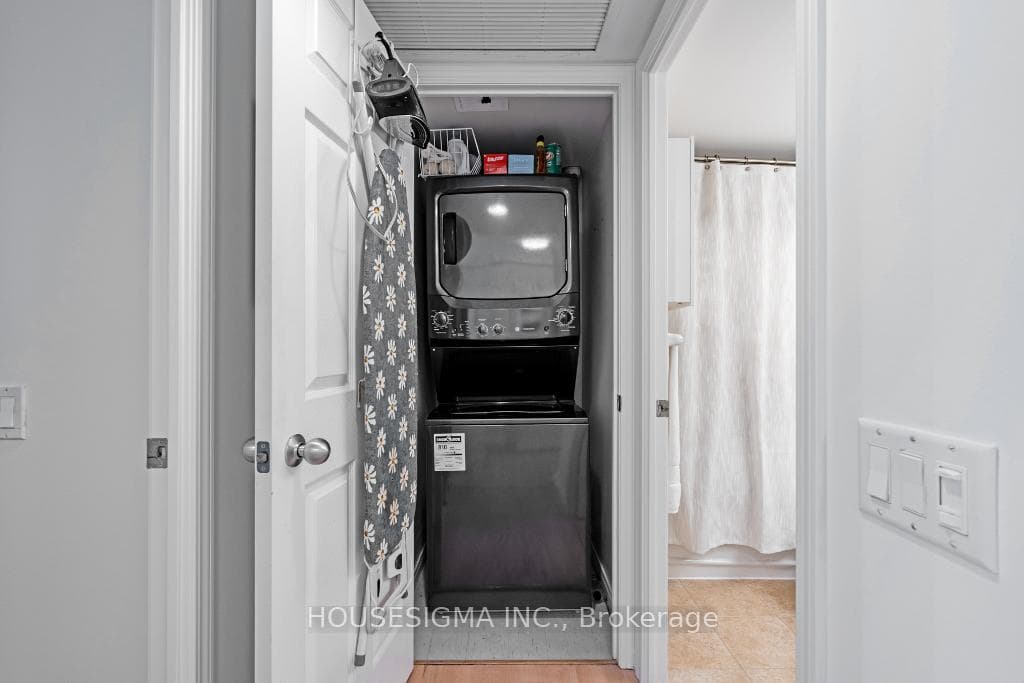 30 Harrison Garden Boulevard Unit 709 photo 24