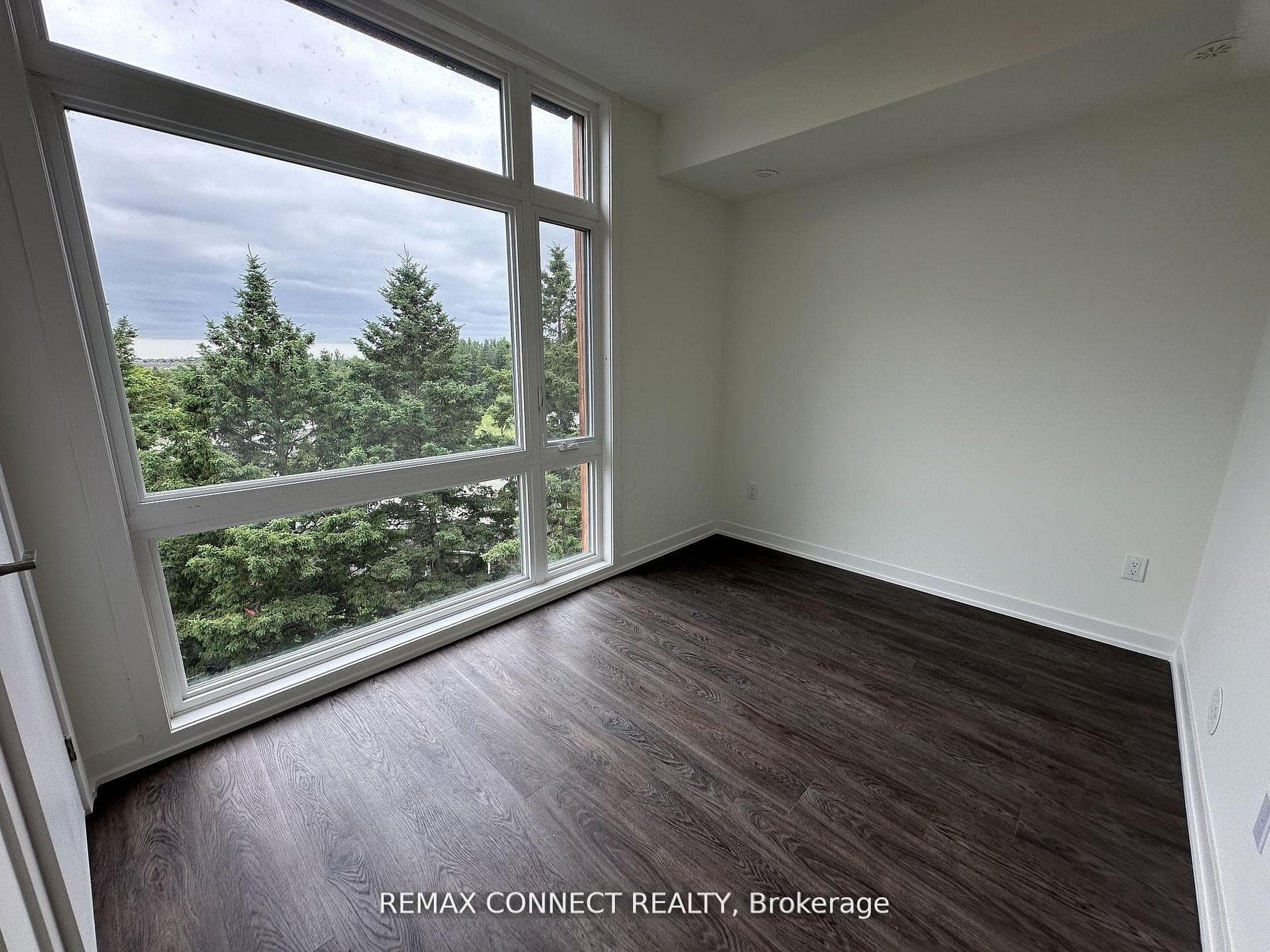 11 David Eyer Road Unit 1518 photo 22