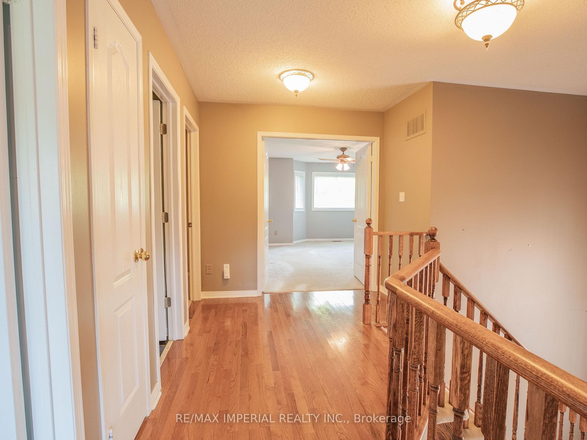 18 Windbreak Crescent photo 15